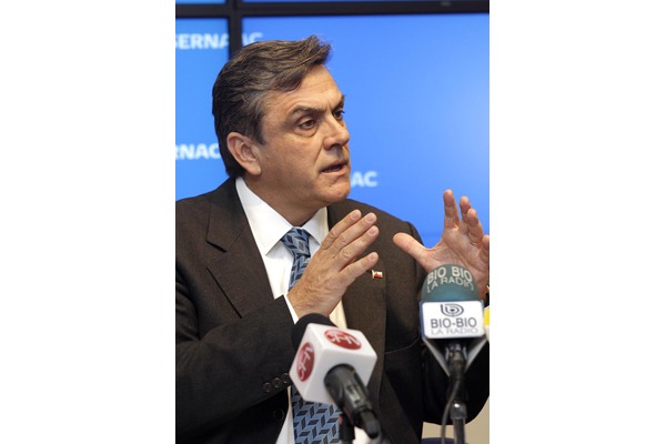 No queremos que en Chile la gente honesta esté en DICOM