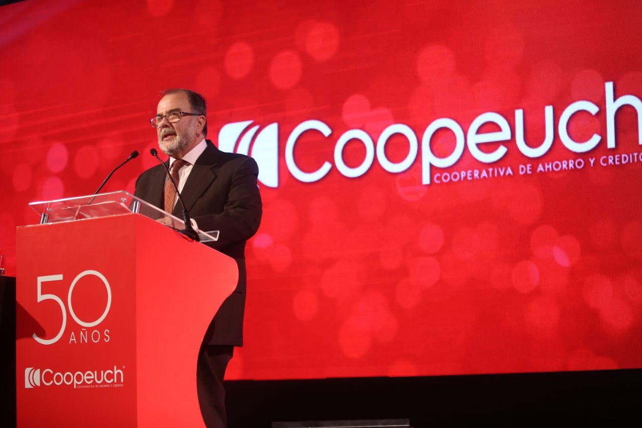 Ministro Rodríguez participa en la celebración de los 50 años de Coopeuch item-thumbnail