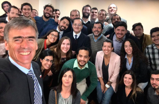 16deabril-320x210