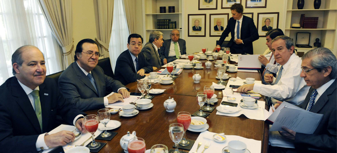 Ministro Céspedes: “Necesitamos un diálogo propositivo para generar la recuperación económica”