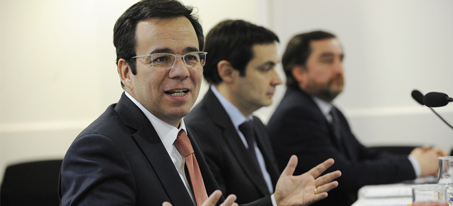 Ministro Céspedes insiste en la necesidad de aprobar el proyecto que fortalece al Sernac  para hacer valer derechos de consumidores