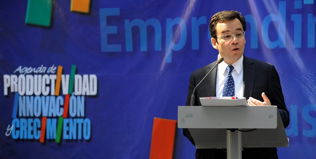 Ministro de Economía destaca avance de la Agenda de Productividad y apoyo a pequeñas empresas entre principales logros de la cartera