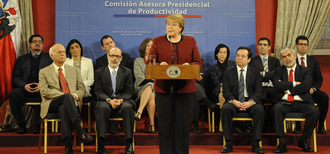 Ministro Céspedes destaca salto en crecimiento y mirada de largo plazo que buscará imprimir la Comisión Nacional de Productividad