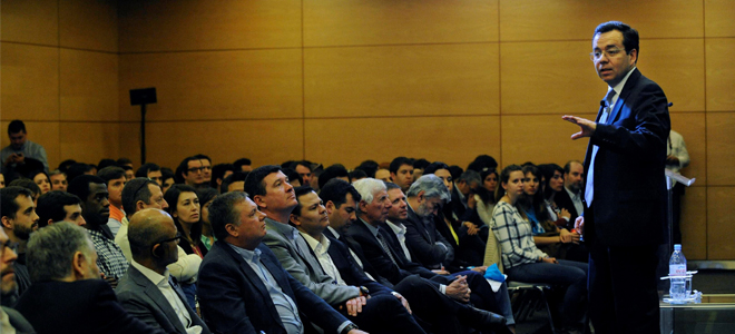 Ministro Céspedes: “Un nuevo motor de crecimiento para Chile tiene que ser el emprendimiento y la innovación”