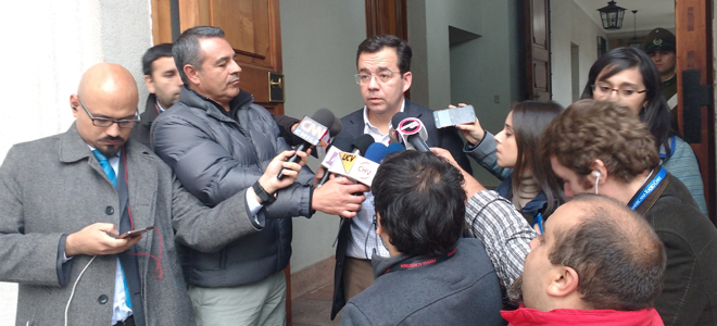 Ministro Céspedes: “Como Gobierno estamos comprometidos a enfrentar esta situación y buscar soluciones de apoyo a las familias que se han visto afectadas”