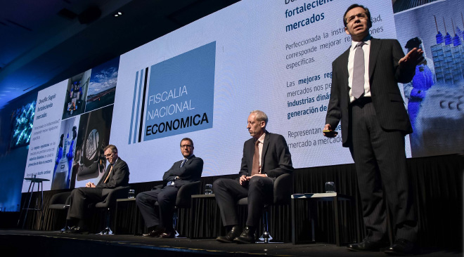 Ministro Céspedes: “Si queremos crecimiento en nuestra economía tenemos que fortalecer la libre competencia y la innovación”