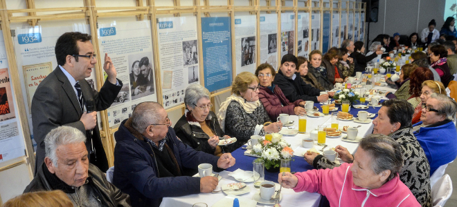 Ministros Céspedes y Narváez dan claves sobre educación financiera a adultos mayores
