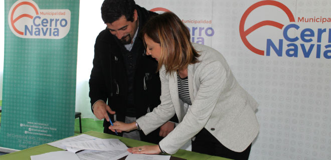 Subsecretaria de Economía firmó convenio de colaboración con Municipalidad de Cerro Navia para desarrollo de Cooperativas