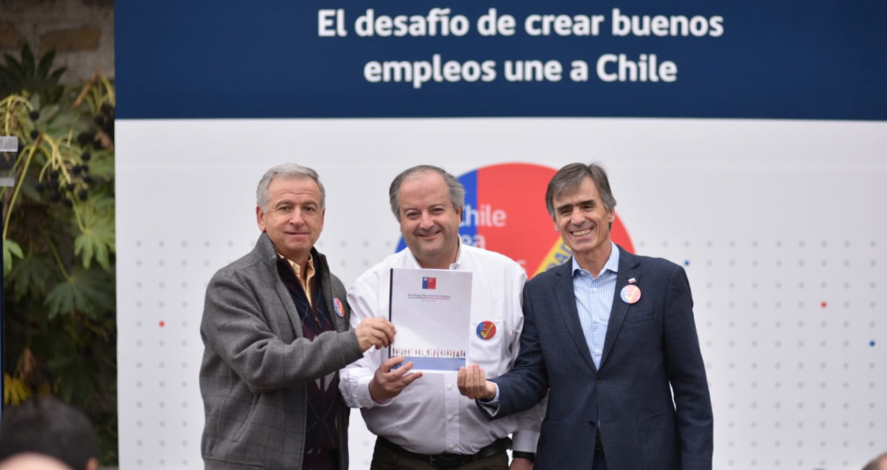 Ministro Valente participa junto a los titulares de Trabajo y Hacienda en lanzamiento de la Estrategia Nacional de Empleo