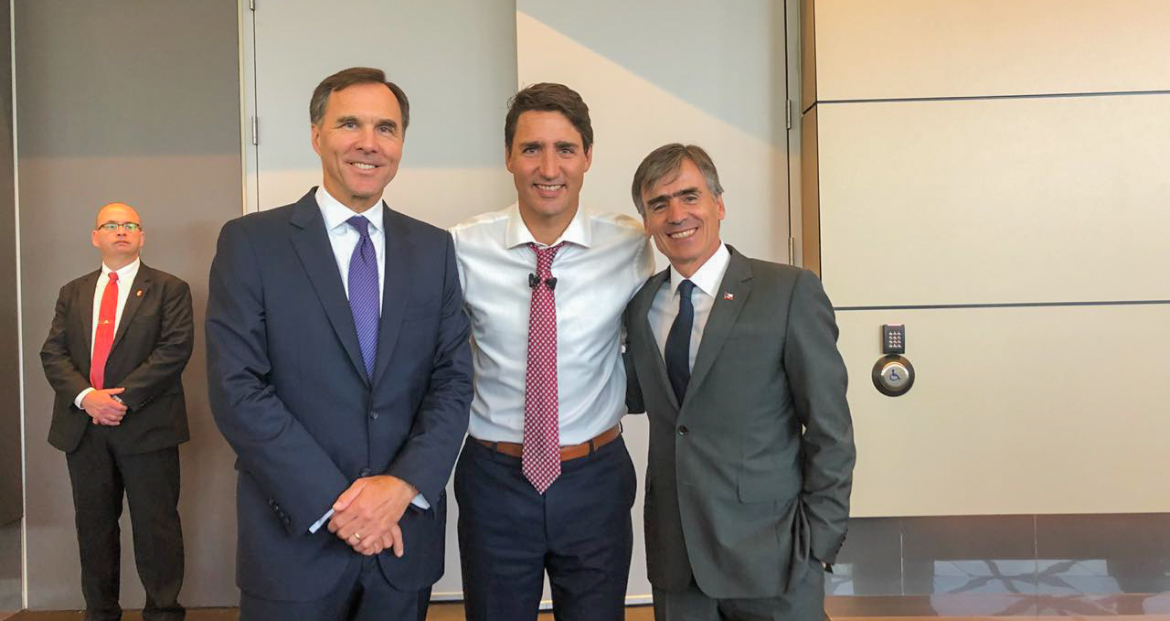 Ministro Valente cierra exitosa gira por Canadá con encuentro junto a Primer Ministro Justin Trudeau