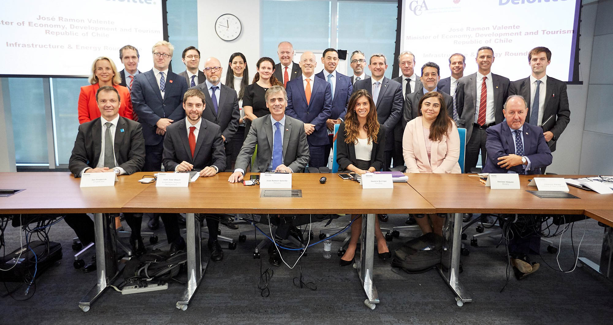Delegación del Ministerio de Economía se reúne con compañías canadienses para potenciar inversiones en Chile