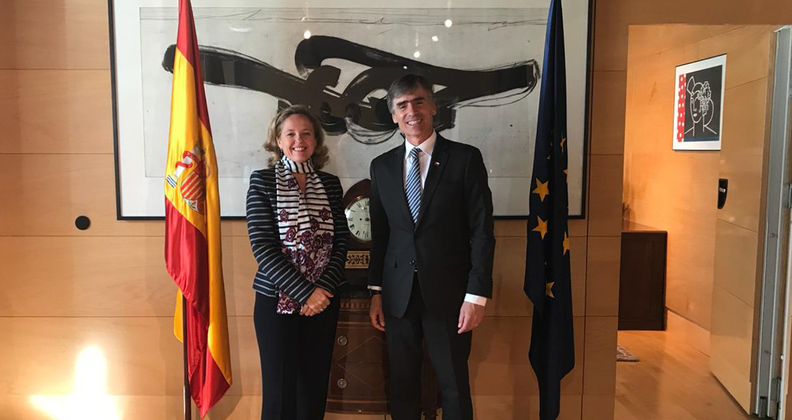 Ministro Valente se reúne con su homóloga de España como parte de su gira por Europa