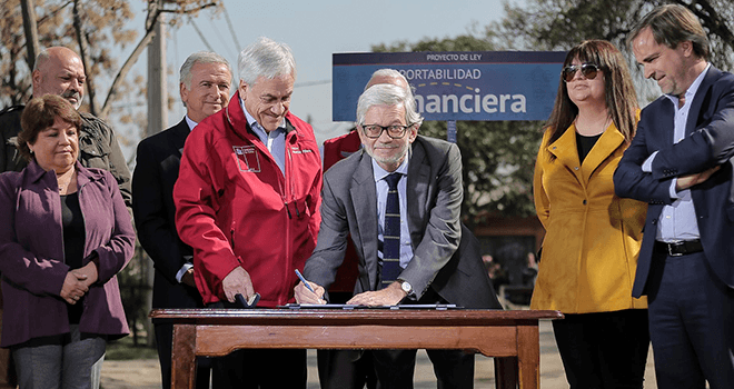 Presidente Sebastián Piñera firma envío de proyecto de Portabilidad Financiera