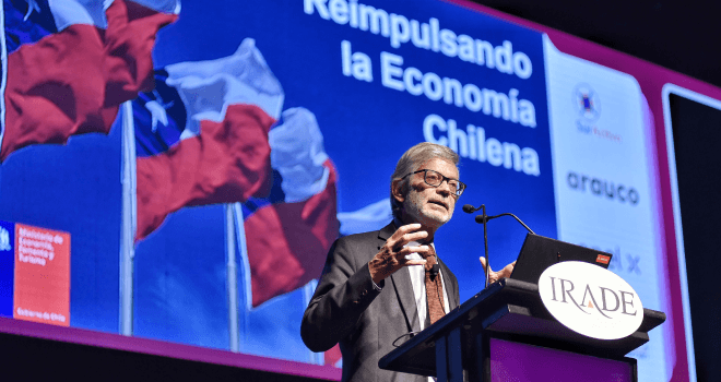 Ministro Fontaine presenta ejes de la Agenda de Reimpulso Económico en Erede