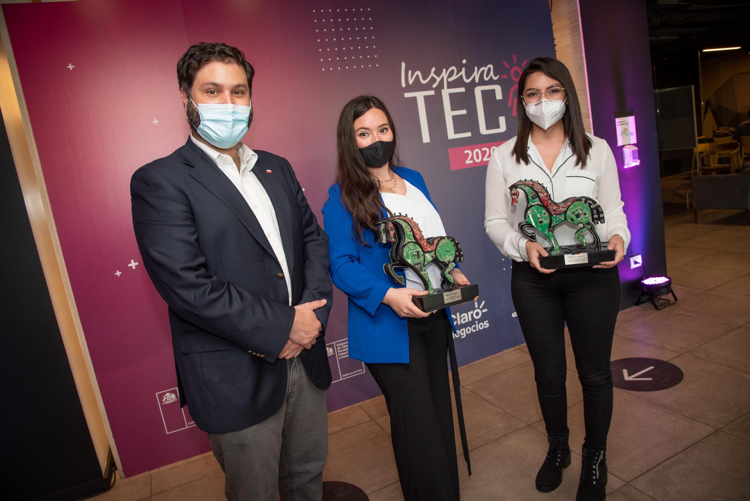 Subsecretario Julio Pertuzé encabeza cuarta edición de premio InspiraTEC: “Reconocer el talento de nuestras emprendedoras es crucial para ganar espacios para las mujeres en ciencia y tecnología”