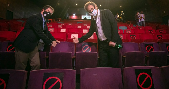 Reactivación: Ministerio de Economía da el vamos a apertura de teatros en comunas en Paso 4
