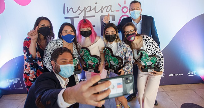 Emprendimientos tecnológicos e innovaciones de mujeres de todo el país son reconocidos en nueva edición de los Premios InspiraTEC