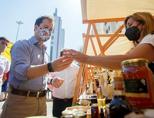 Ministerio de Economía presentó la “Ruta del Emprendimiento Navideño” con la primera feria en Plaza Italia