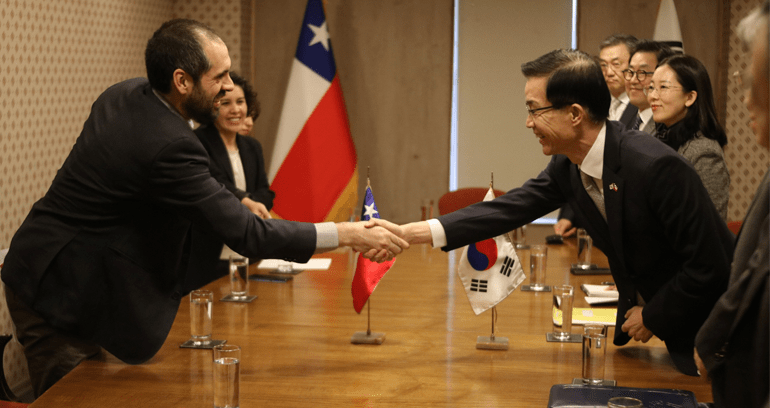 Gobierno y Codelco firman acuerdos de entendimiento con Corea del Sur para promover mayor inversión