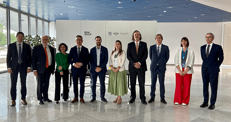 Ministro Grau e InvestChile concluyen agenda en Alemania con planes de cooperación bilateral
