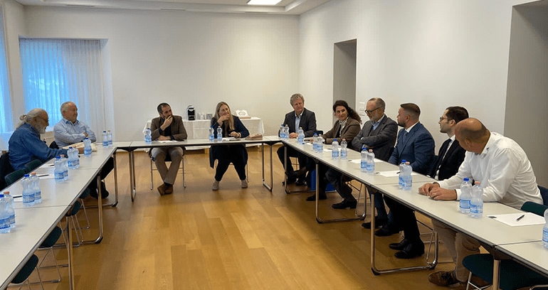 Ministro de Economía encabezó agenda de promoción de negocios en Suiza