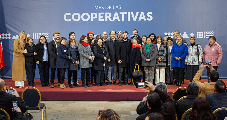 Presidente de la República, Gabriel Boric Font, encabeza conmemoración del mes de las cooperativas