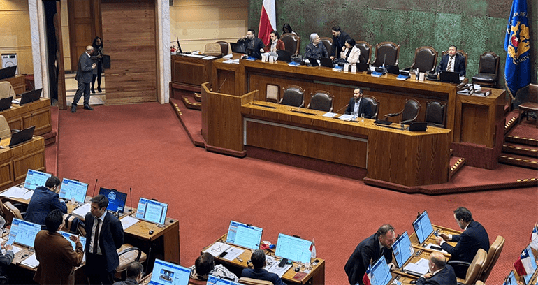 Sala de la Cámara aprueba proyecto que crea el Sistema Inteligente de Permisos