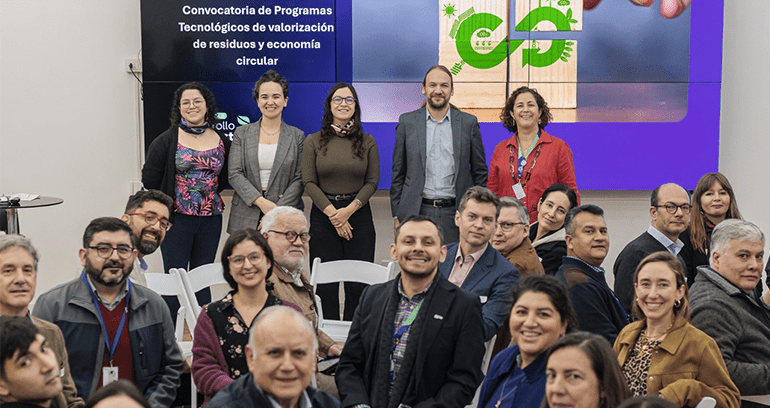 Subsecretaria Petersen participa en encuentro de Economía Circular y Valorización de Residuos