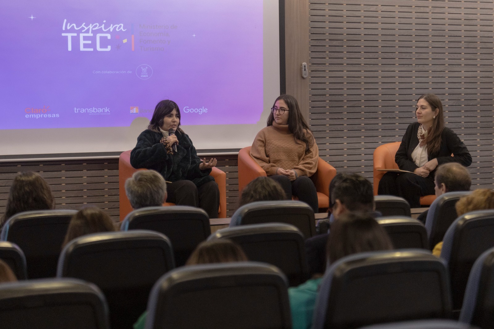 Premio InspiraTEC abre convocatoria para que niñas y mujeres postulen sus iniciativas STEM