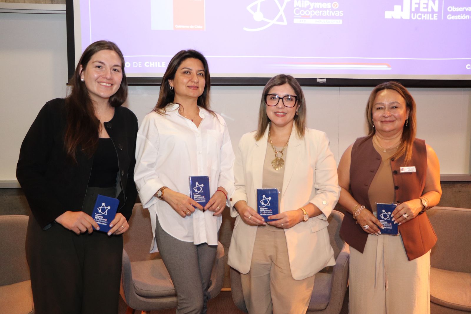 Subsecretaría de Economía y U. de Chile realizan panel sobre las brechas de género en el emprendimiento femenino