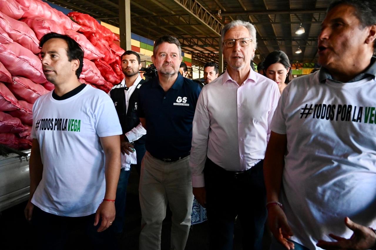 Vega Central: Ministerio de Economía y Gobierno de Santiago activan Fondo MiPyme Segura para apoyar a locatarios afectados por incendio