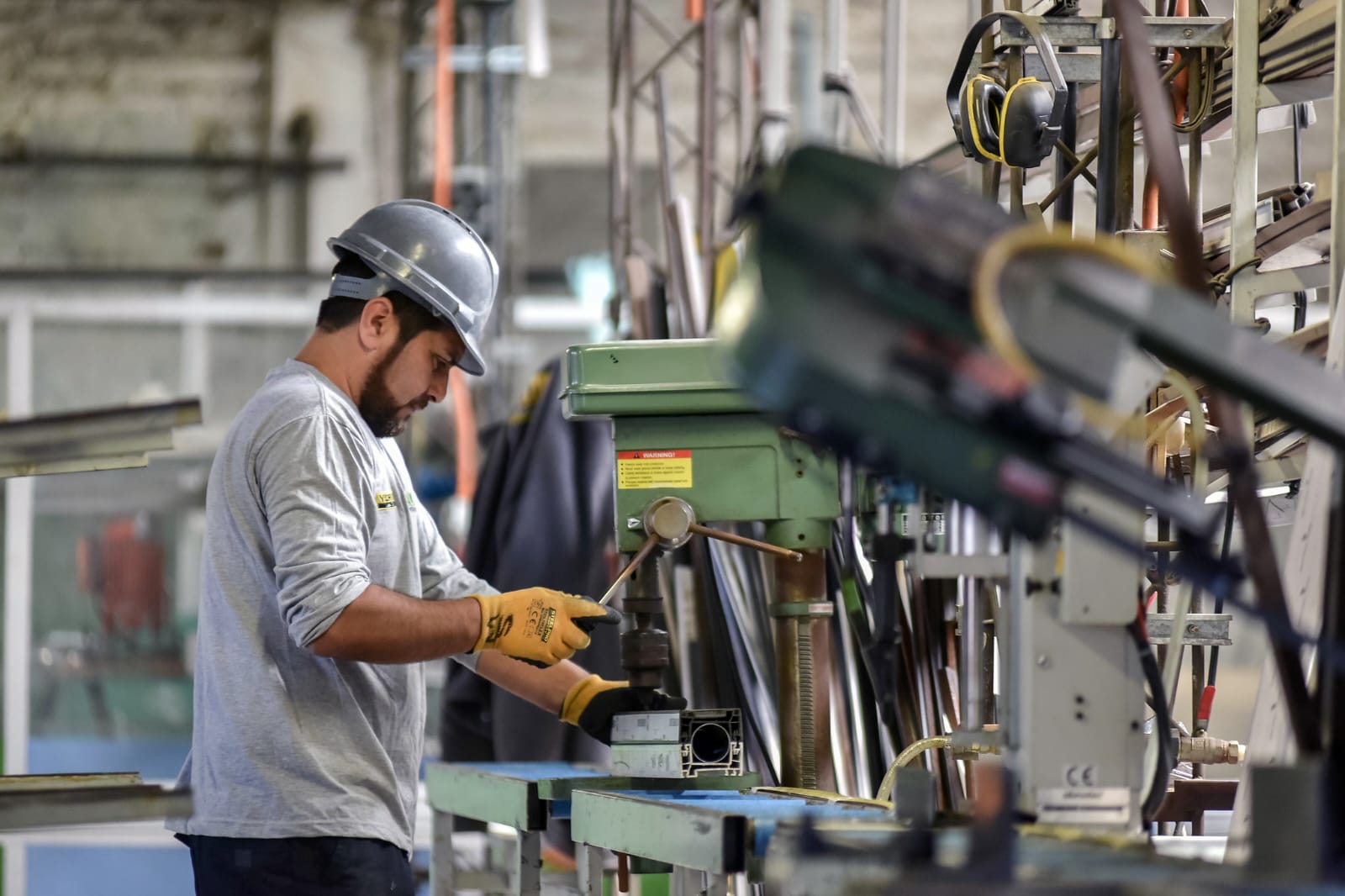 Plan de Fortalecimiento Industrial del Biobío: 78% de avance y sostenida reinserción laboral tras cierre de Huachipato