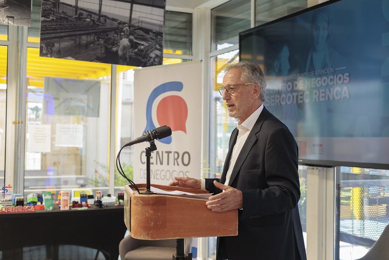 Ministro García inaugura nuevo Centro de Negocios en Renca: Emprendedores contarán con asesoría gratuita y personalizada para impulsar sus comercios