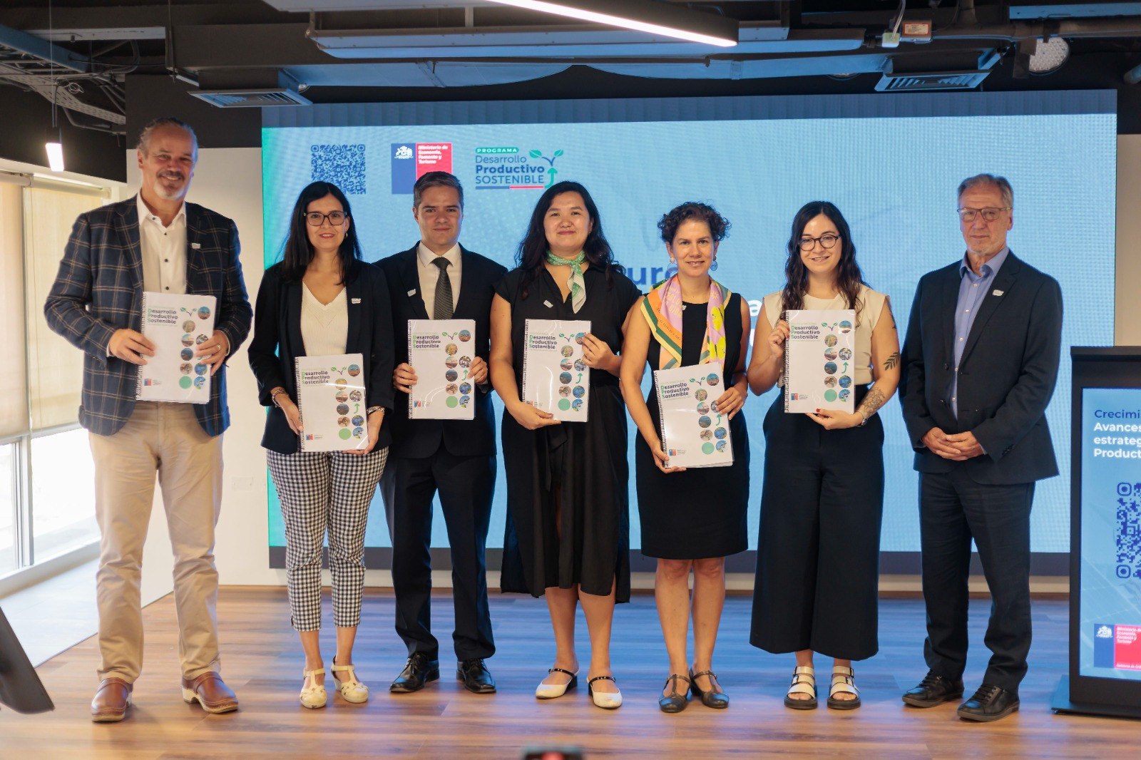 Ministerio de Economía expone avances del Programa Desarrollo Productivo Sostenible entre 2022-2026: 210 iniciativas beneficiando a más de 1.100 empresas, 394 equipos científicos y 32 universidades