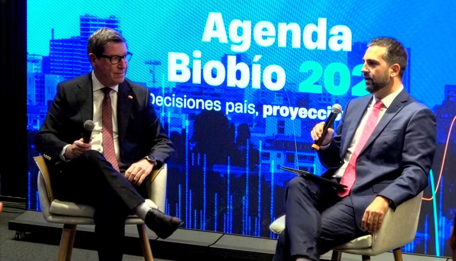 Biministro Mas llama a recuperar la confianza para impulsar la inversión, el crecimiento y el empleo en el Biobío