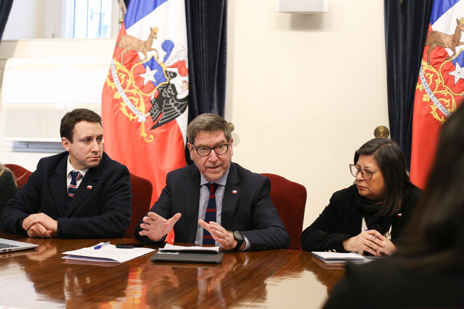 Mesa Interministerial por el Empleo: Biministro Mas anuncia coordinación con GORES para enfrentar crisis laboral