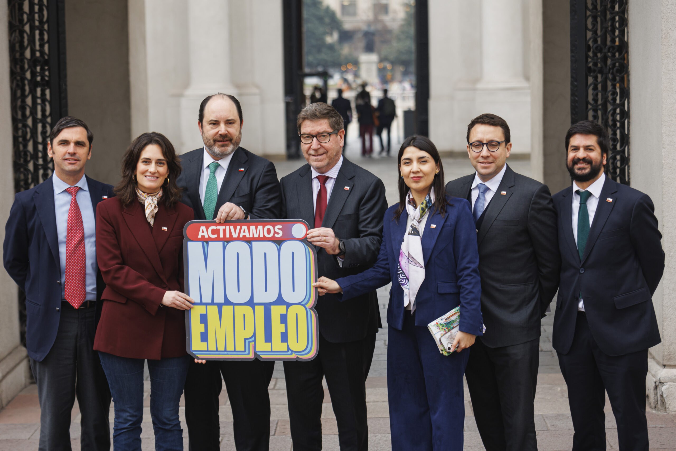 Mesa Interministerial activa recursos públicos y privados para la creación de más de 120 mil empleos